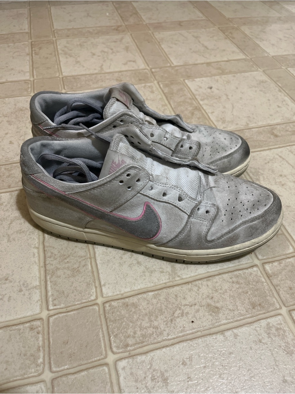 NIKE SB PRO ISHOD WAIR PERFECT PINK